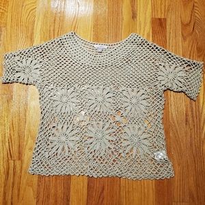 Crochet Boho Sweater small,super cute,super soft, beautiful detail,no rips/pulls